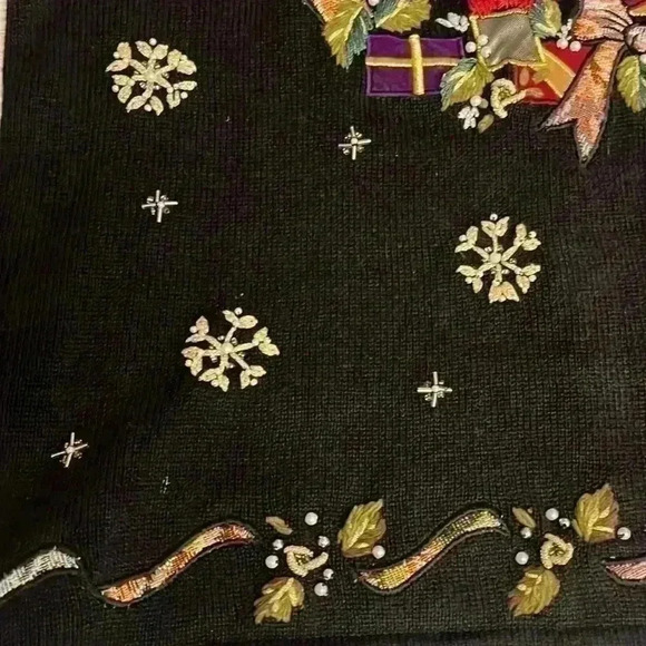 Vintage Embroidered Christmas Sweater - Picture 3 of 6